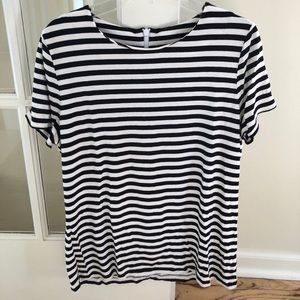 Talbots short sleeve black and white striped scooped neck top. Back zipper.